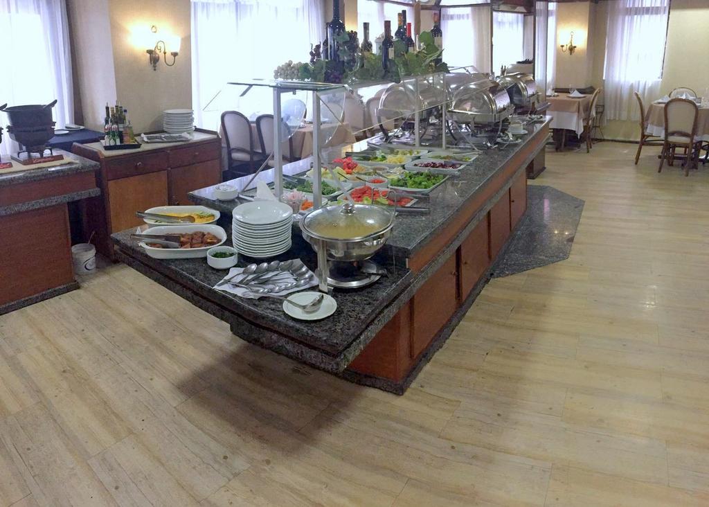 City Hotel Porto Alegre Eksteriør billede